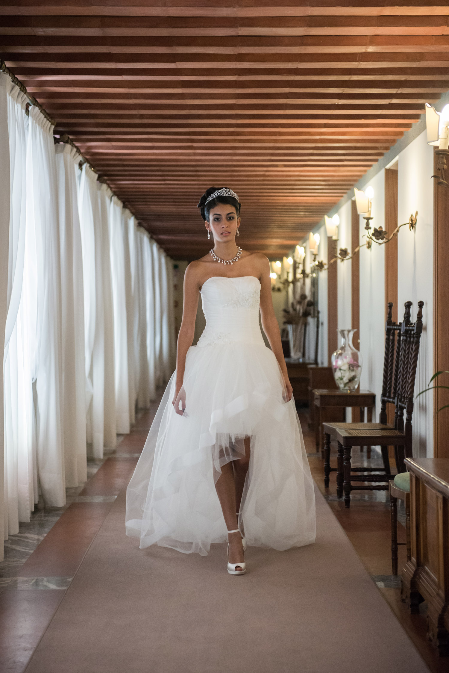 04-Fleur-De-Lys-Vestiti-da-Sposa-Atelier-Treviso-provincia